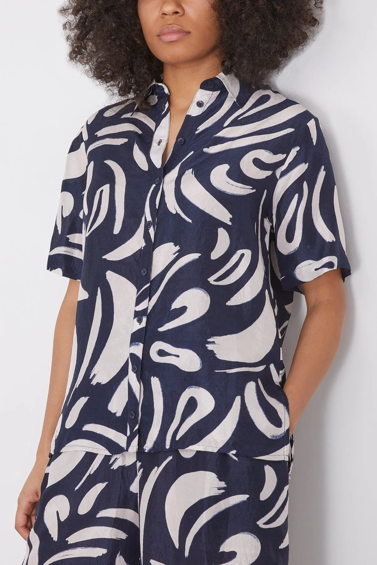 Albers Top in Navy Abstract Brushes