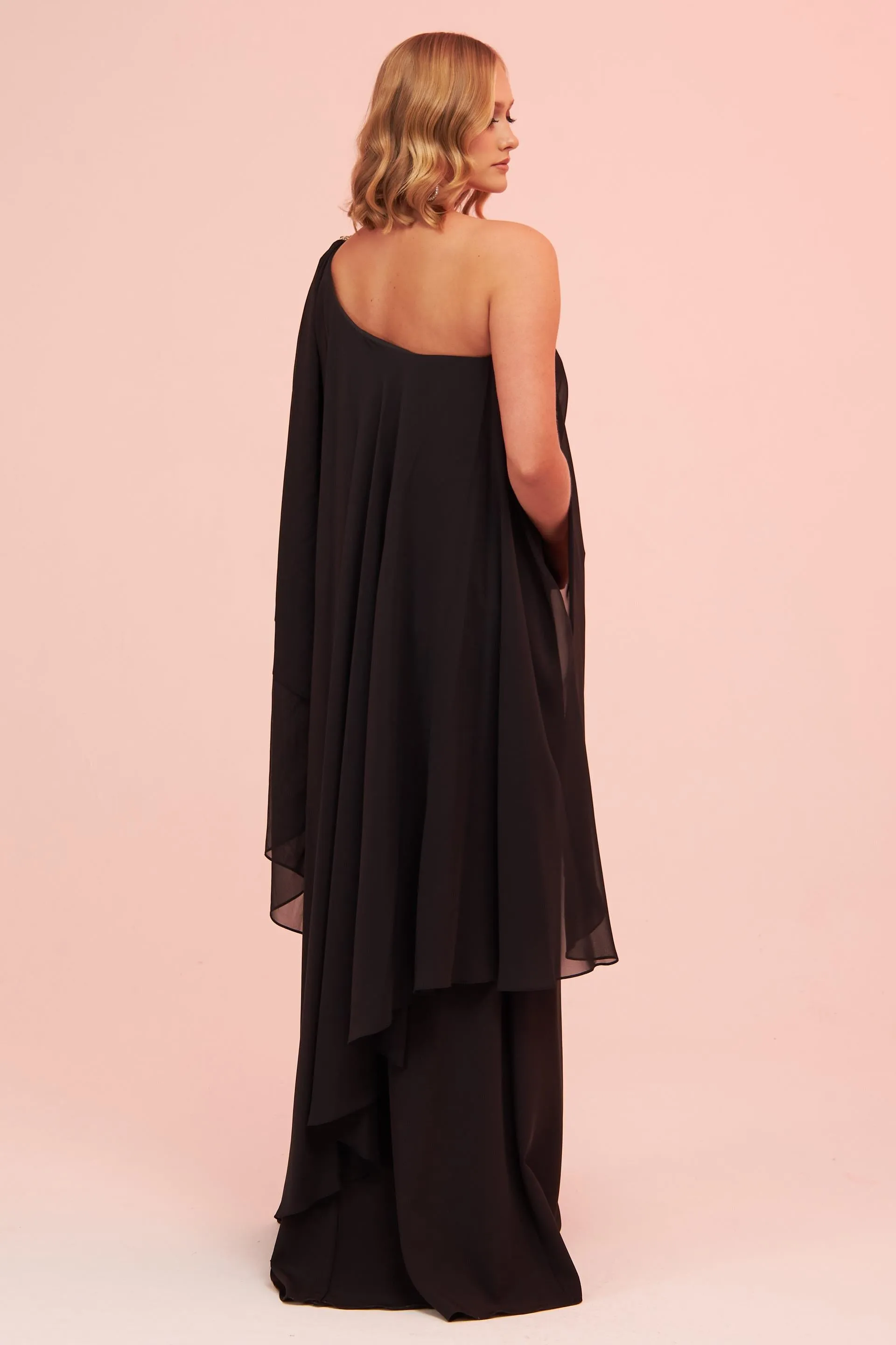 Angelino Black Single Sleeve Slit Plus Size Chiffon Evening Dress