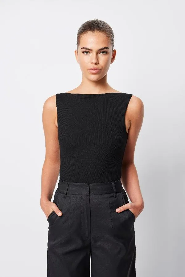 Arles Top Black