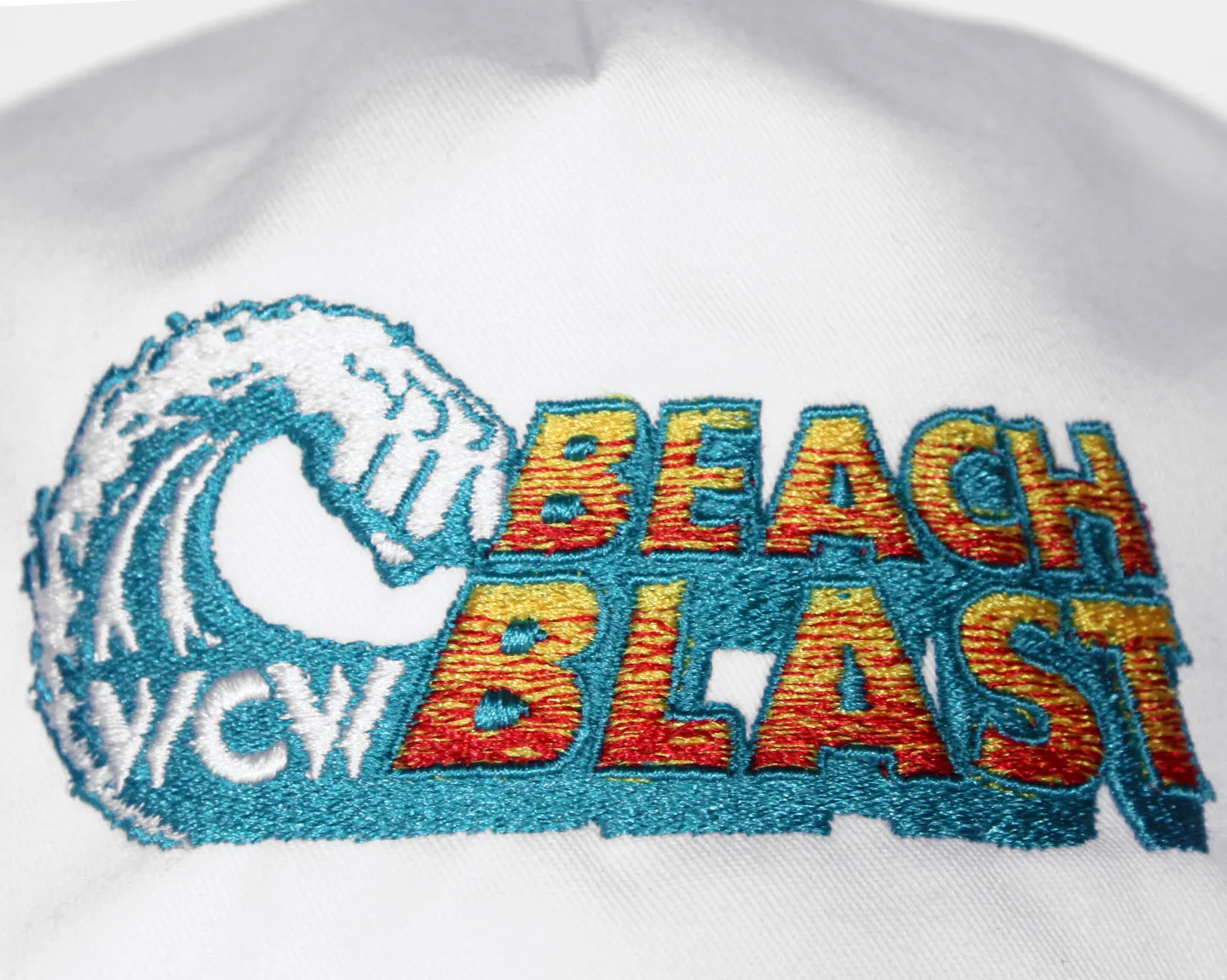 BEACH BLAST EMBROIDERED HAT [WHITE]