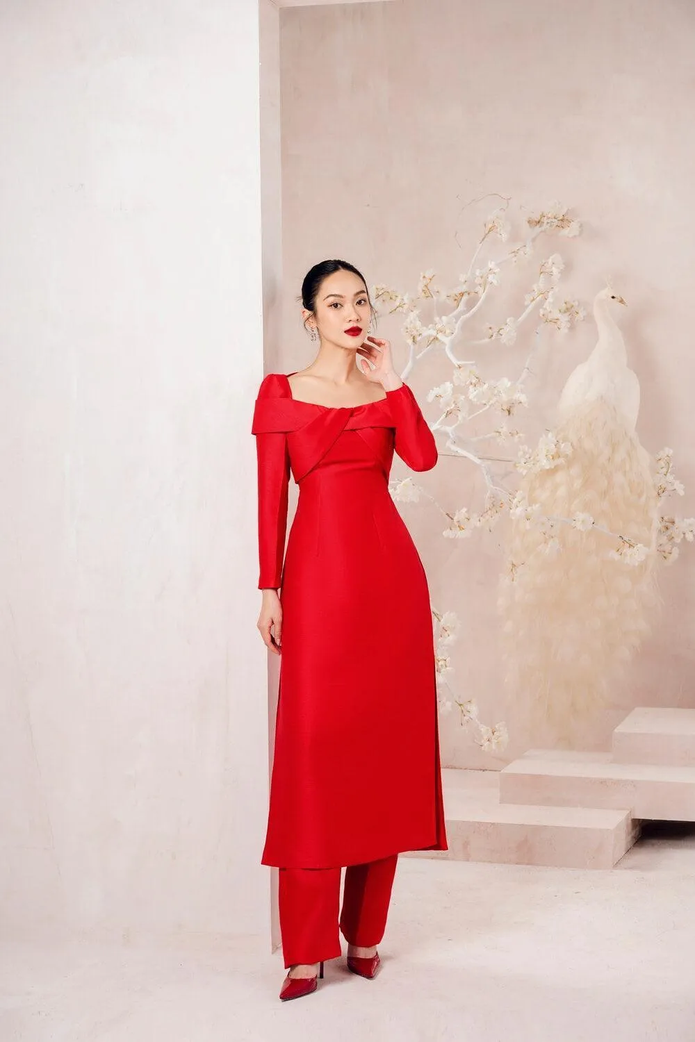 Beetle Square Neck Ao Dai