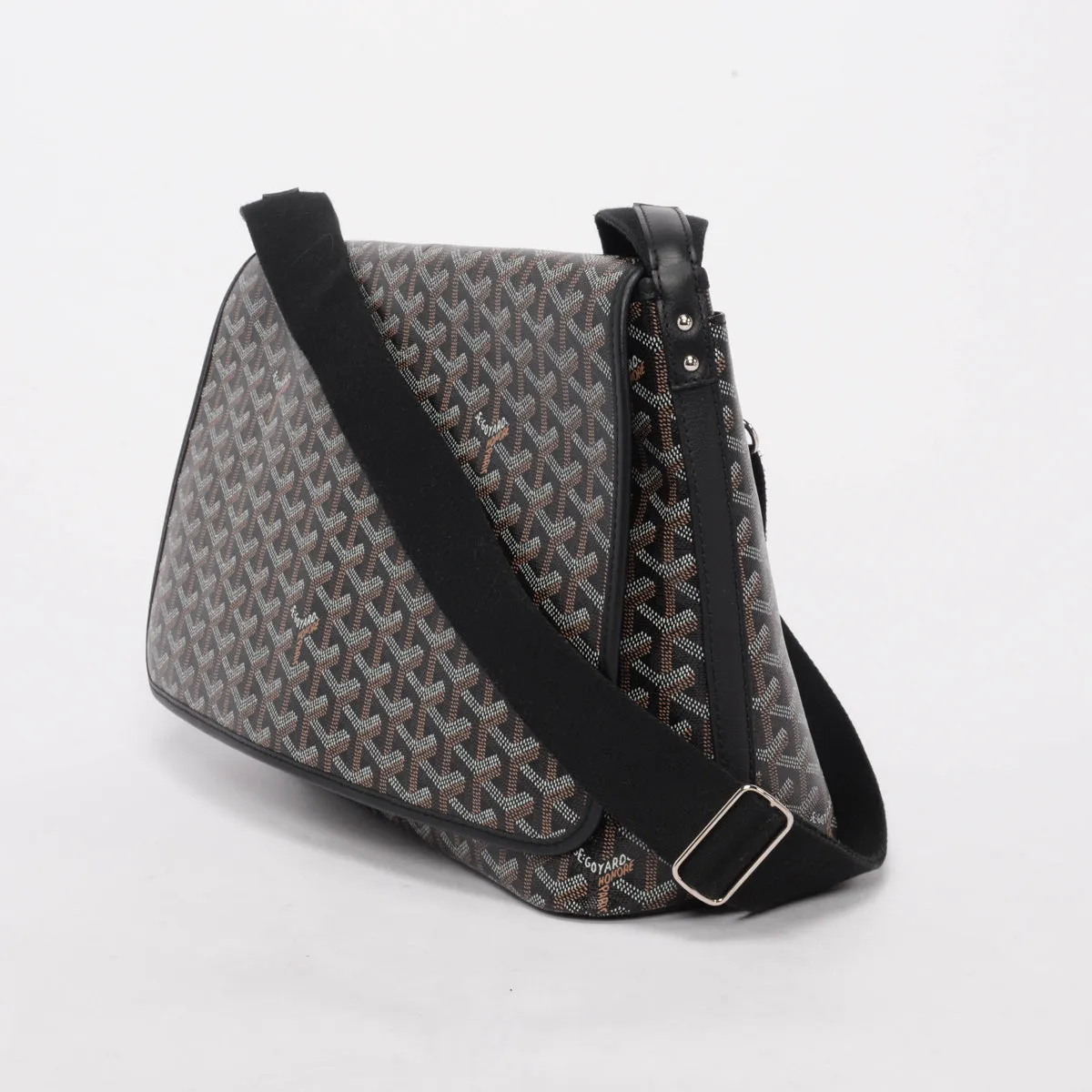 Goyard Black Goyardine Capetien MM Messenger Bag