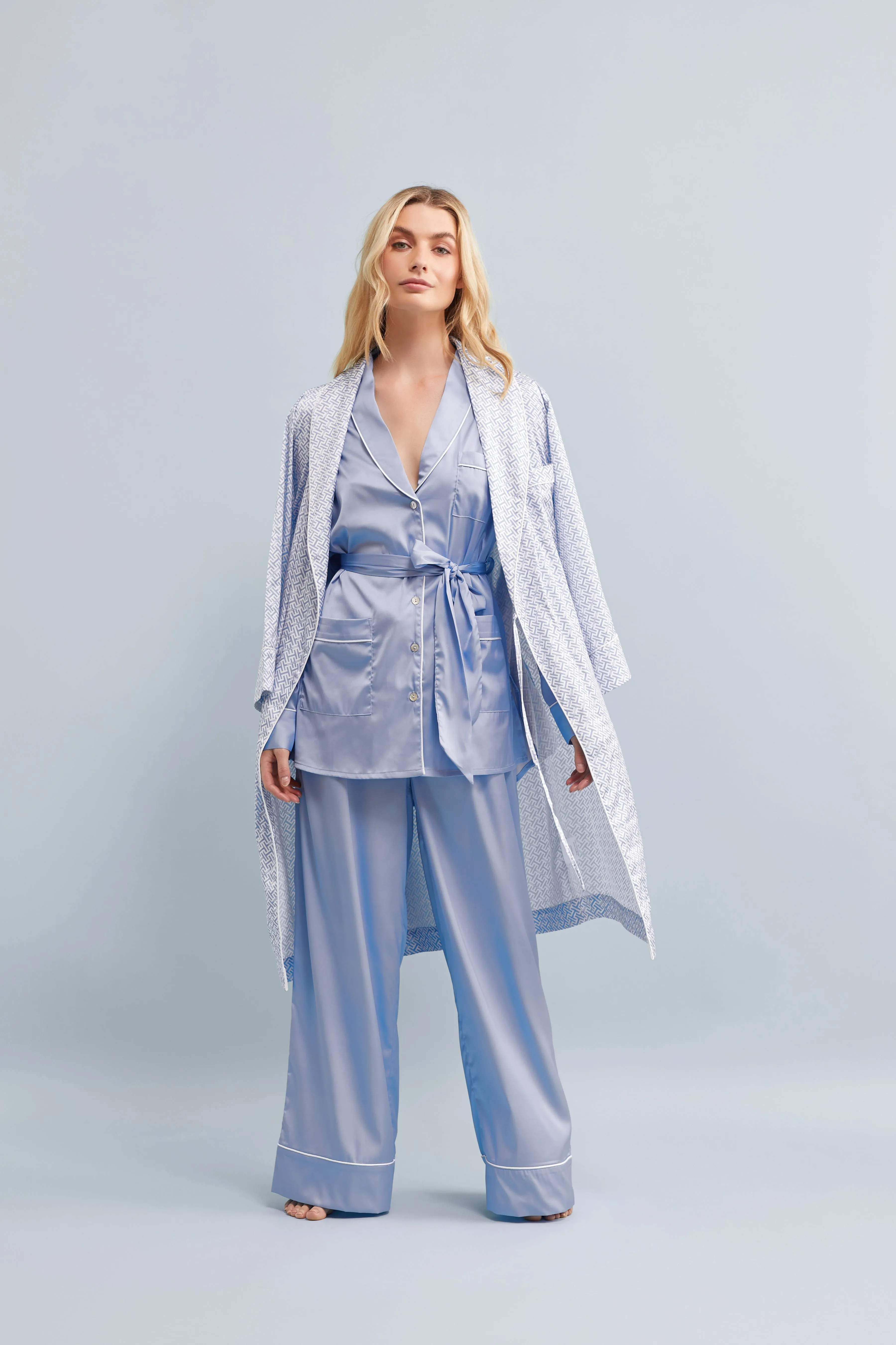 Halston x Homebodii Cleveland Robe - Eggshell Blue HH Print