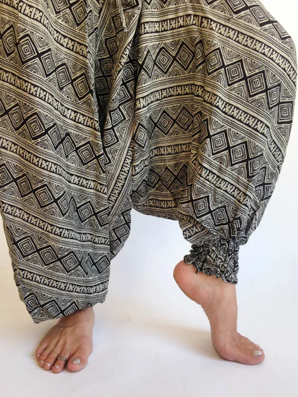 Harem Pants Black and White Pattern