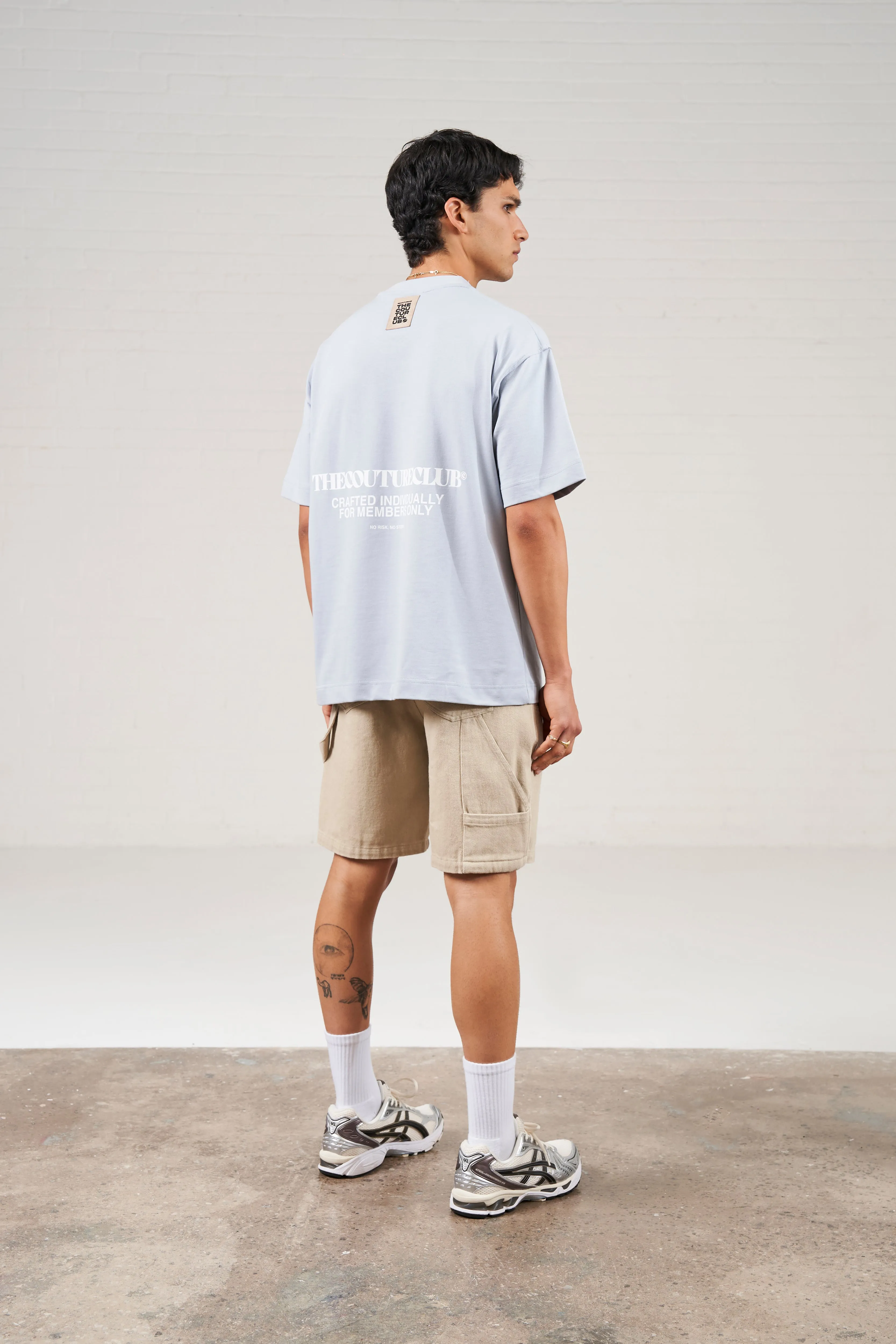 HEAVYWEIGHT COPYRIGHT T-SHIRT - POWDER BLUE