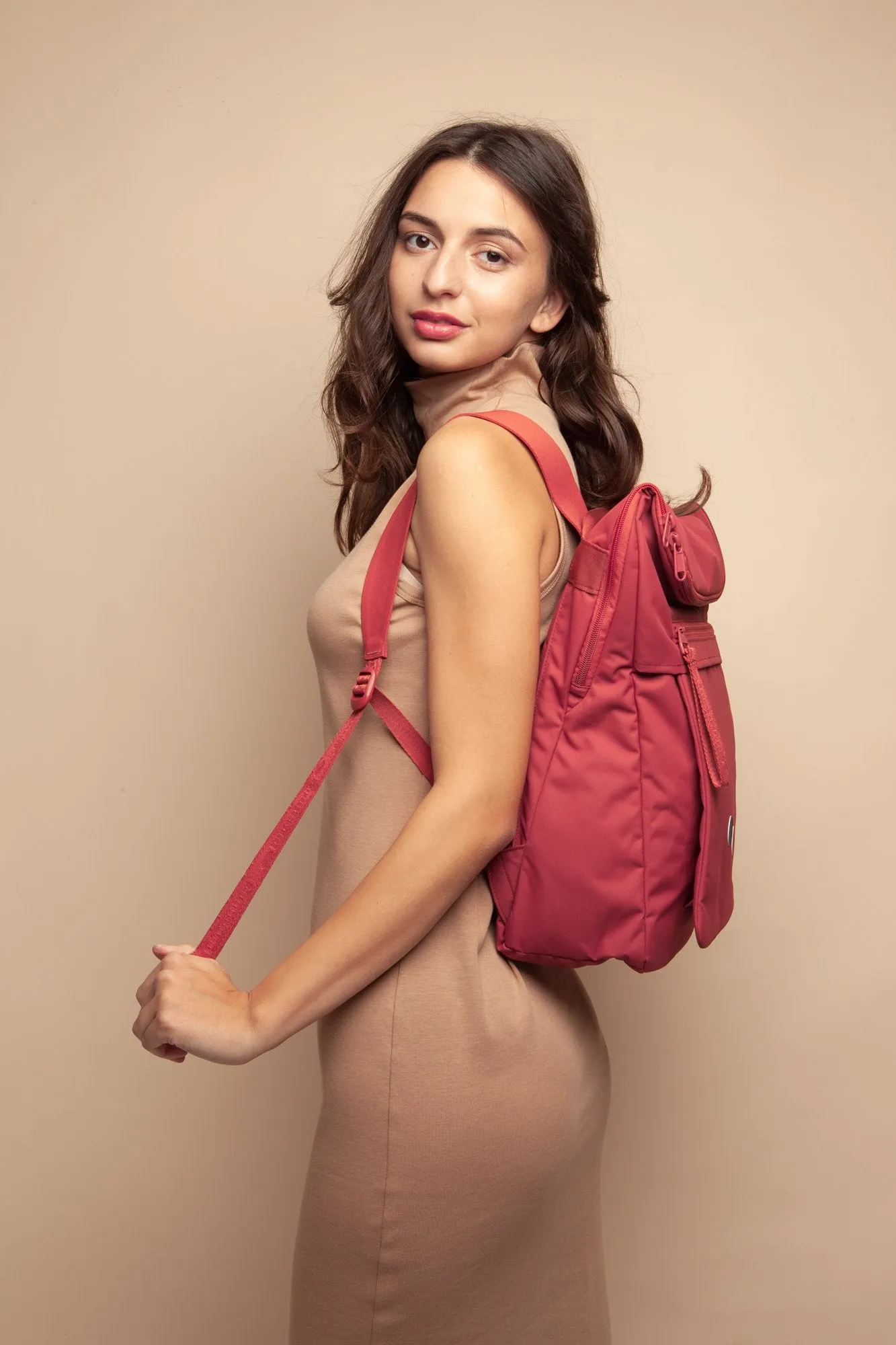 klak backpack blur red