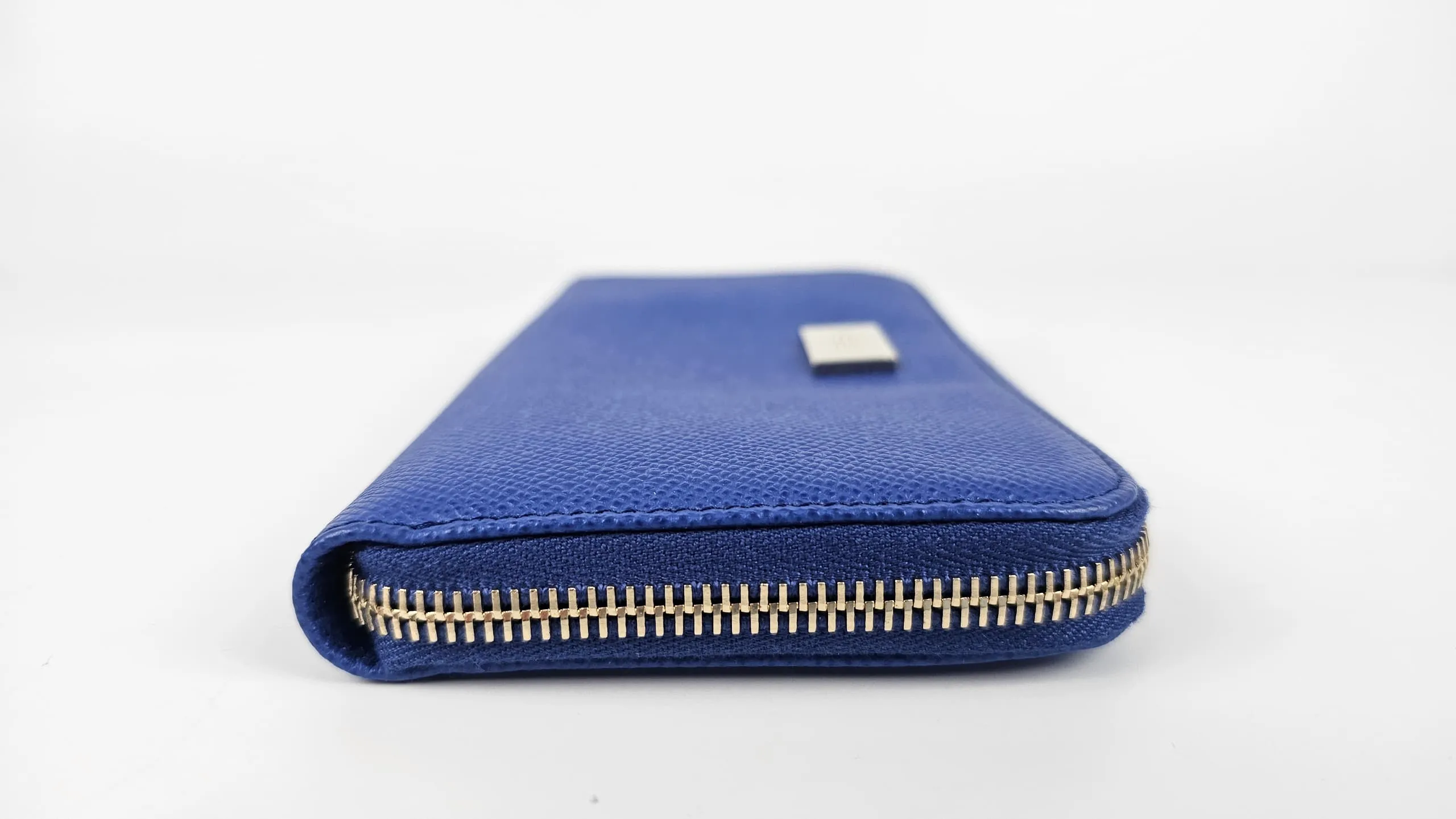 Long Zippy Wallet in Blue Leather