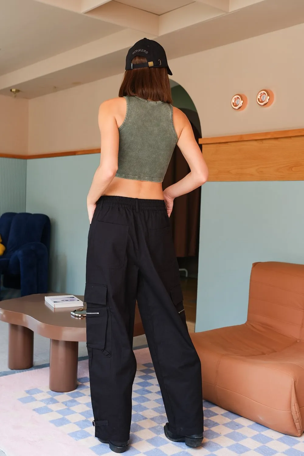 Noir Cargo Pants