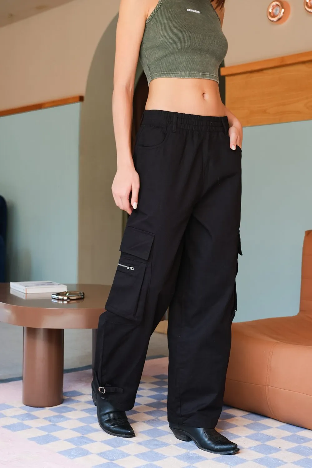 Noir Cargo Pants