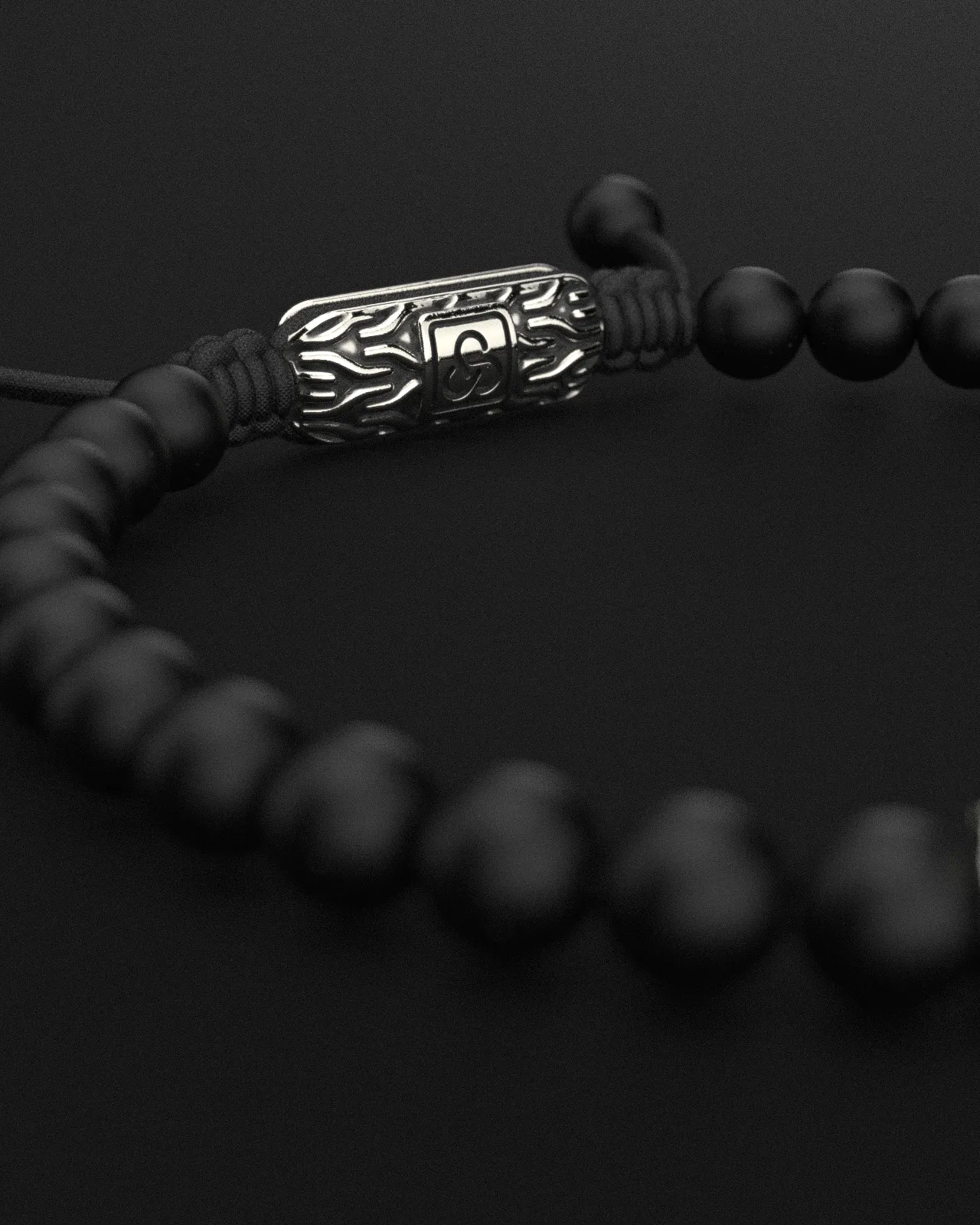 Onyx Matte Bracelet 6mm | Snake