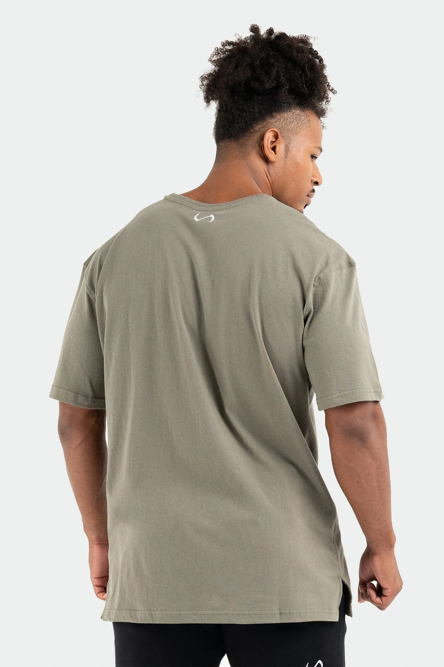 Pivotal Oversized Pump Cover Tee