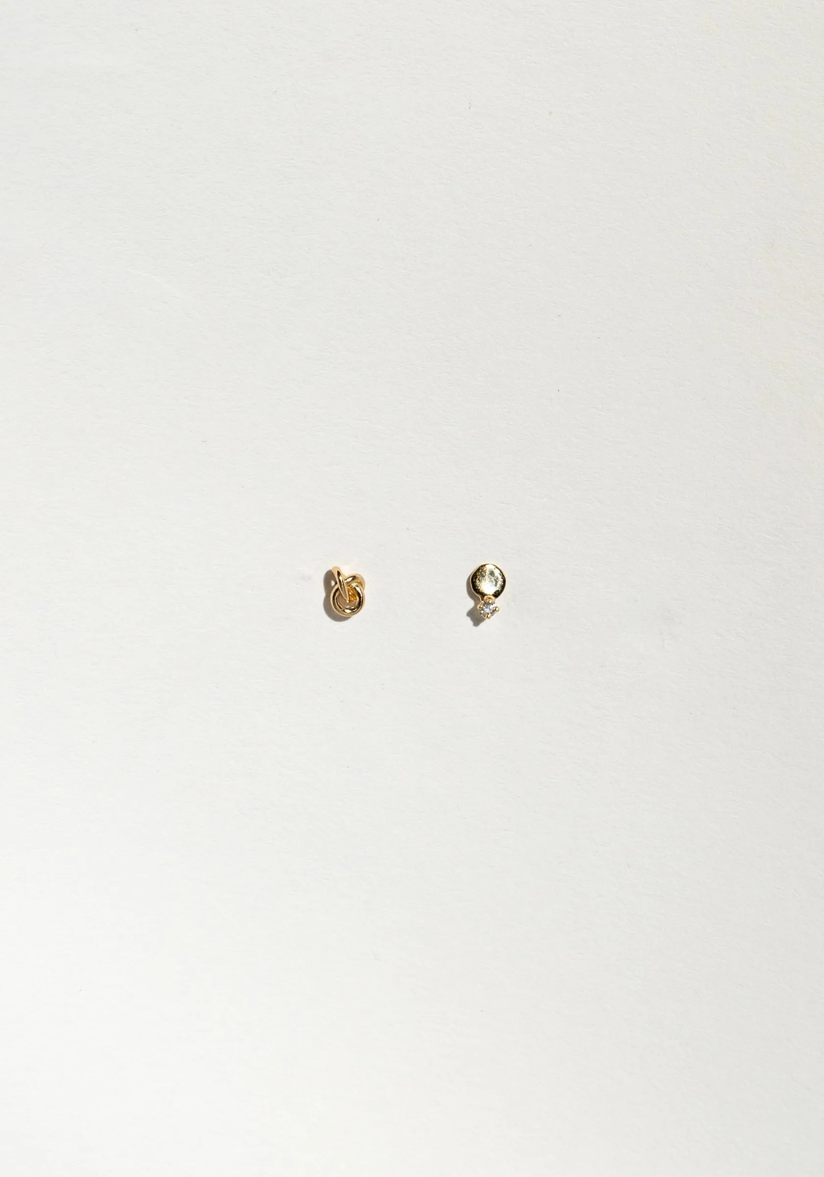 Small Disc Stud with Diamond