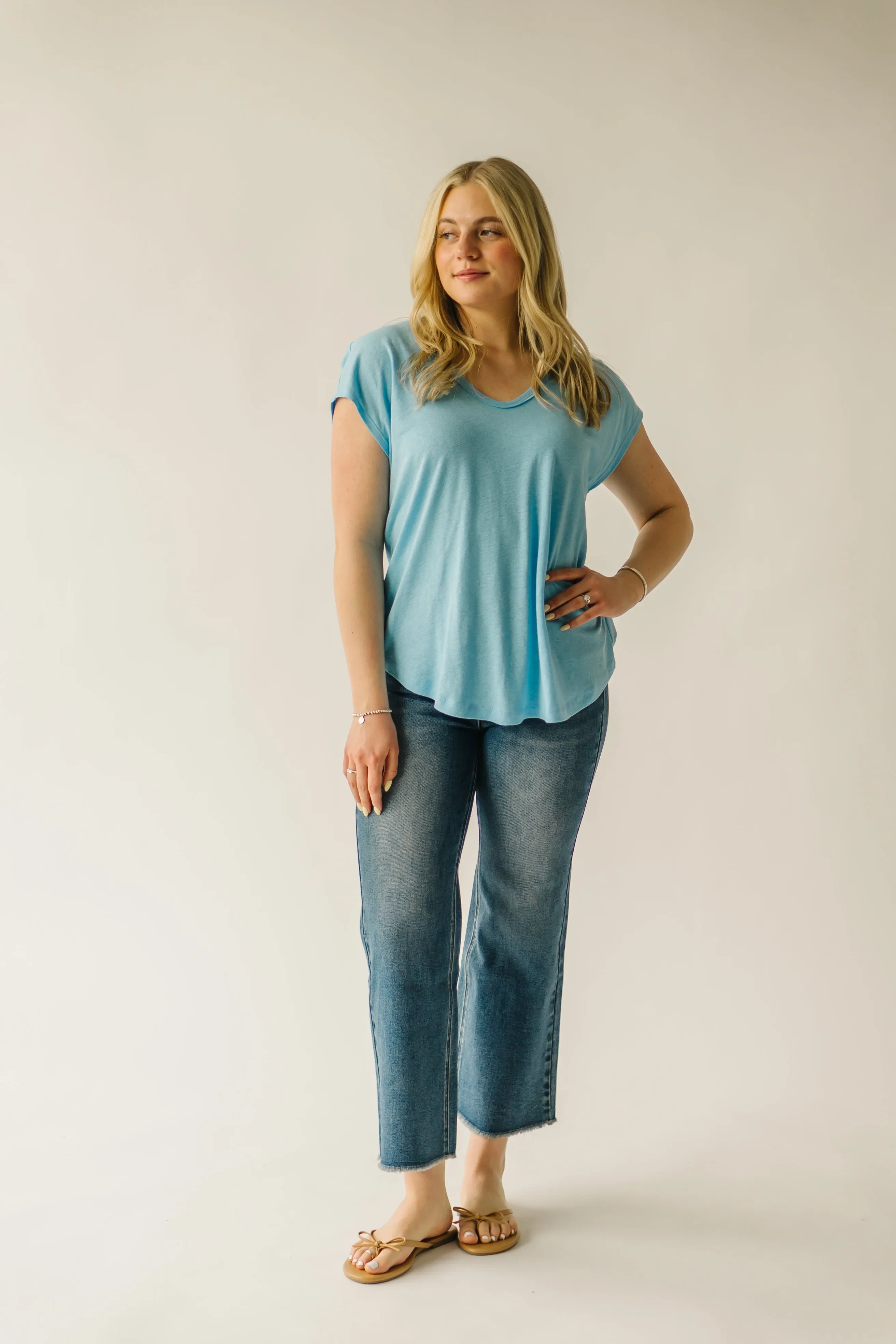 The Garver V-Neck Linen Tee in Sky Blue